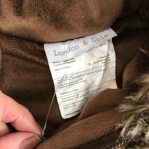 London & Cole Pom Pom bunting faux fur suit - Picture 7 of 7